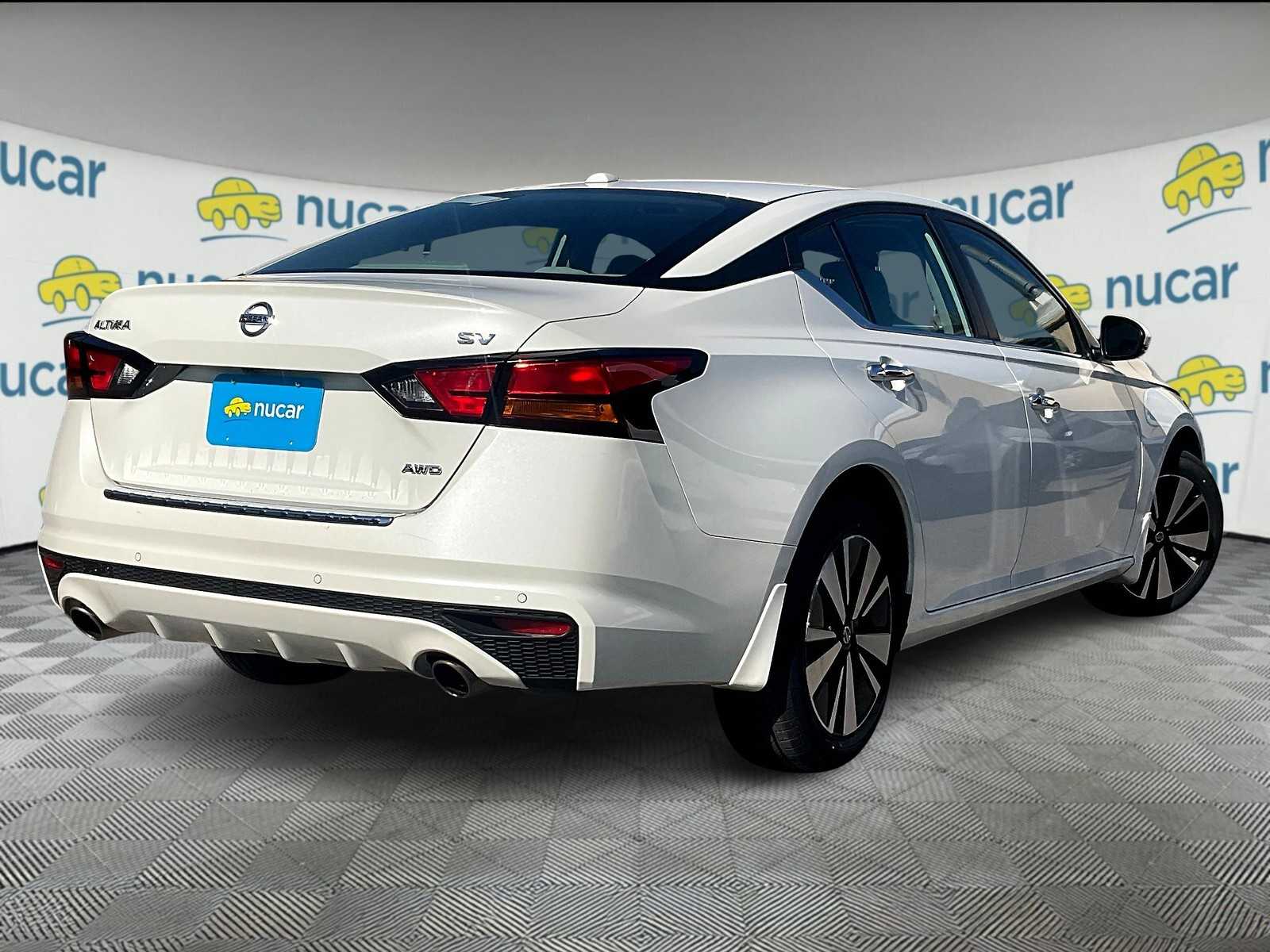 2021 Nissan Altima 2.5 SV photo 5