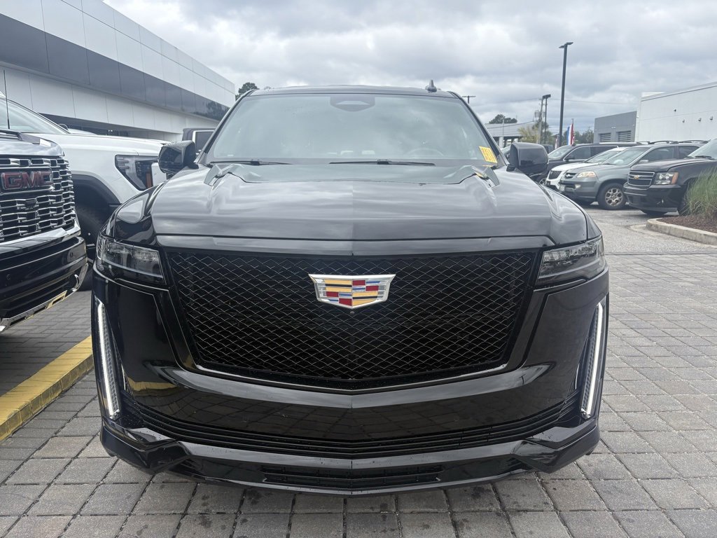 2023 Cadillac Escalade Sport photo 3