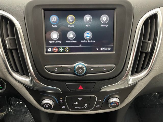 2019 Chevrolet Equinox LS photo 3