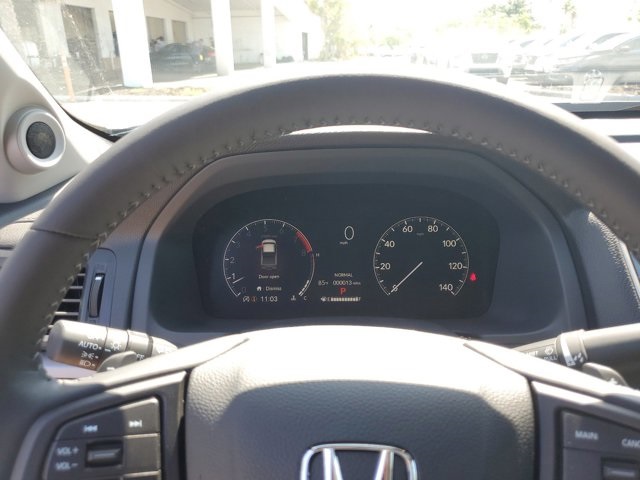 2025 Honda Ridgeline RTL photo 26