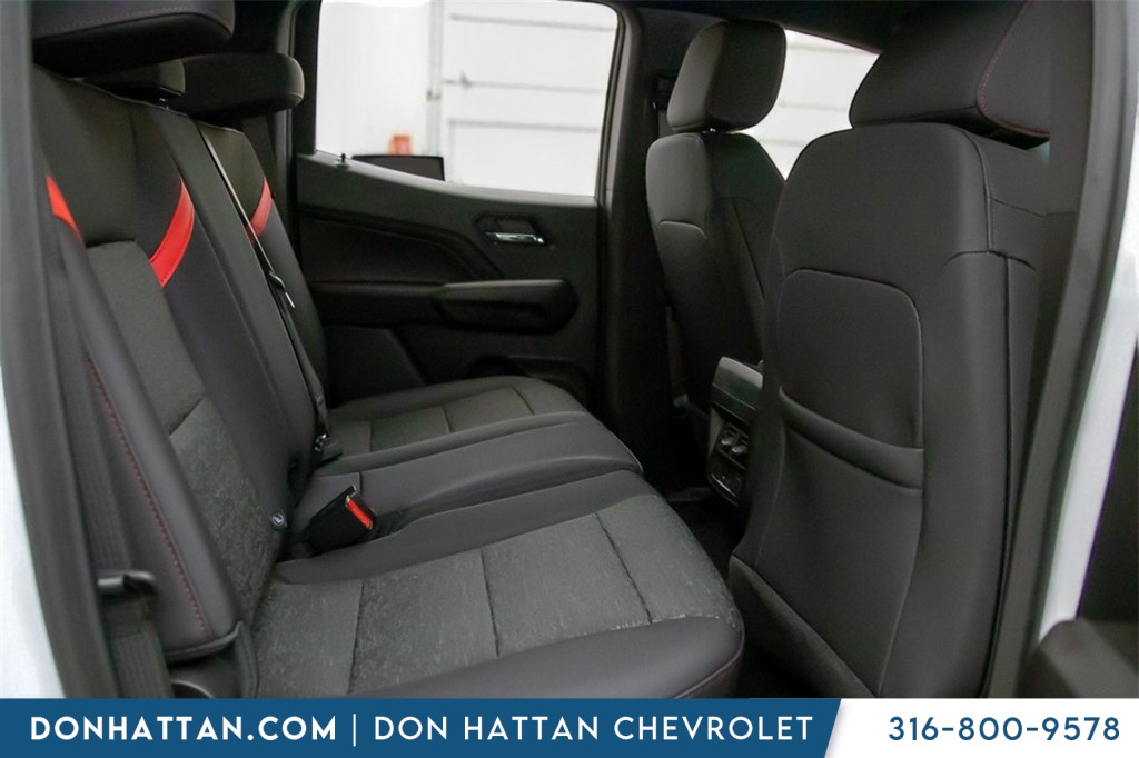 2025 Chevrolet Colorado Z71 photo 17