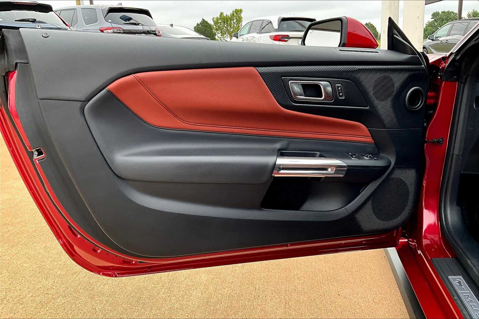 2024 Ford Mustang GT Premium photo 23