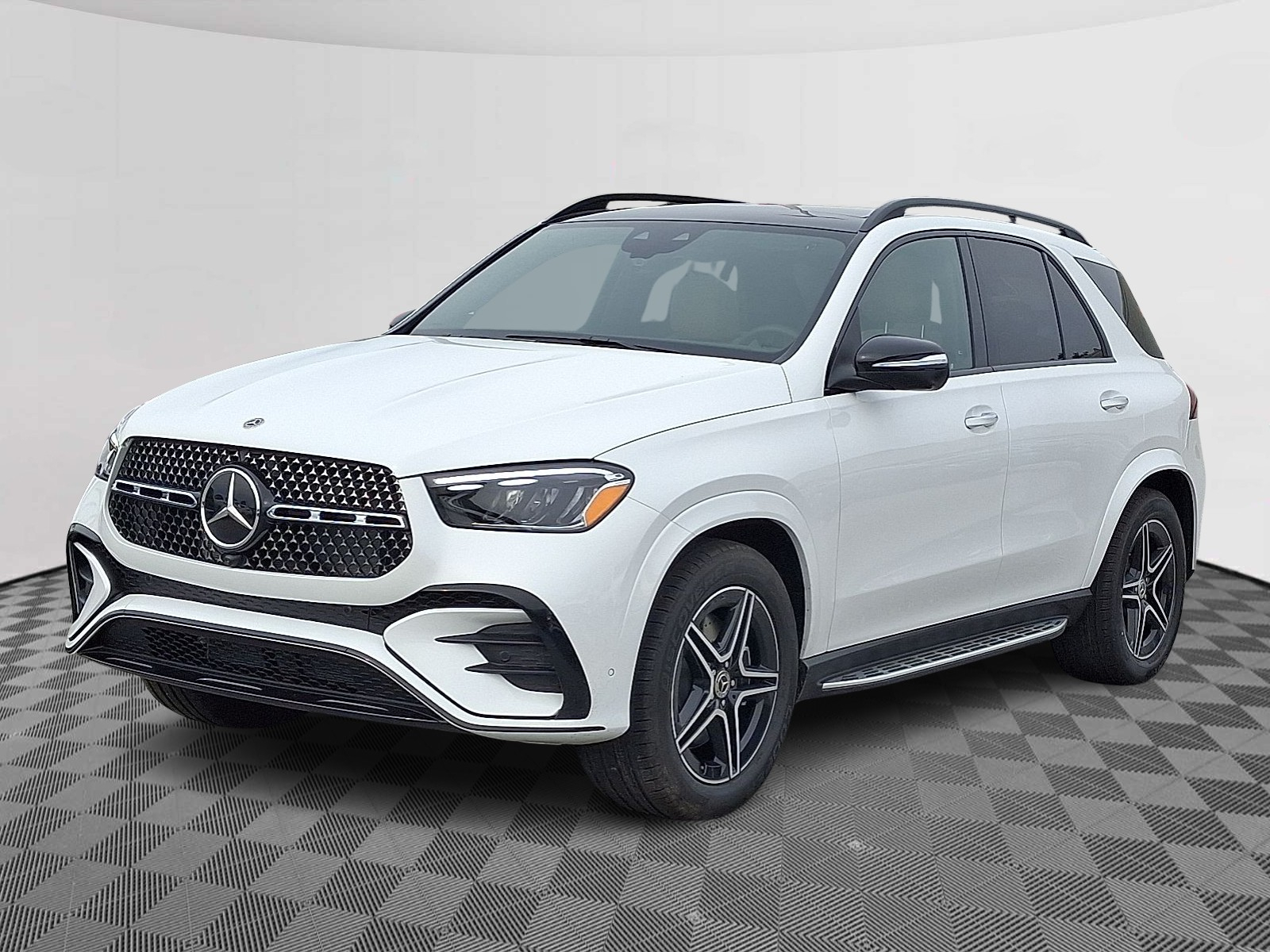 2026 Mercedes Benz GLE 450 4MATIC photo 3