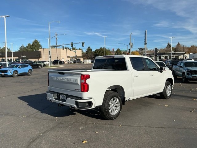 2026 Chevrolet Silverado 1500 RST photo 2