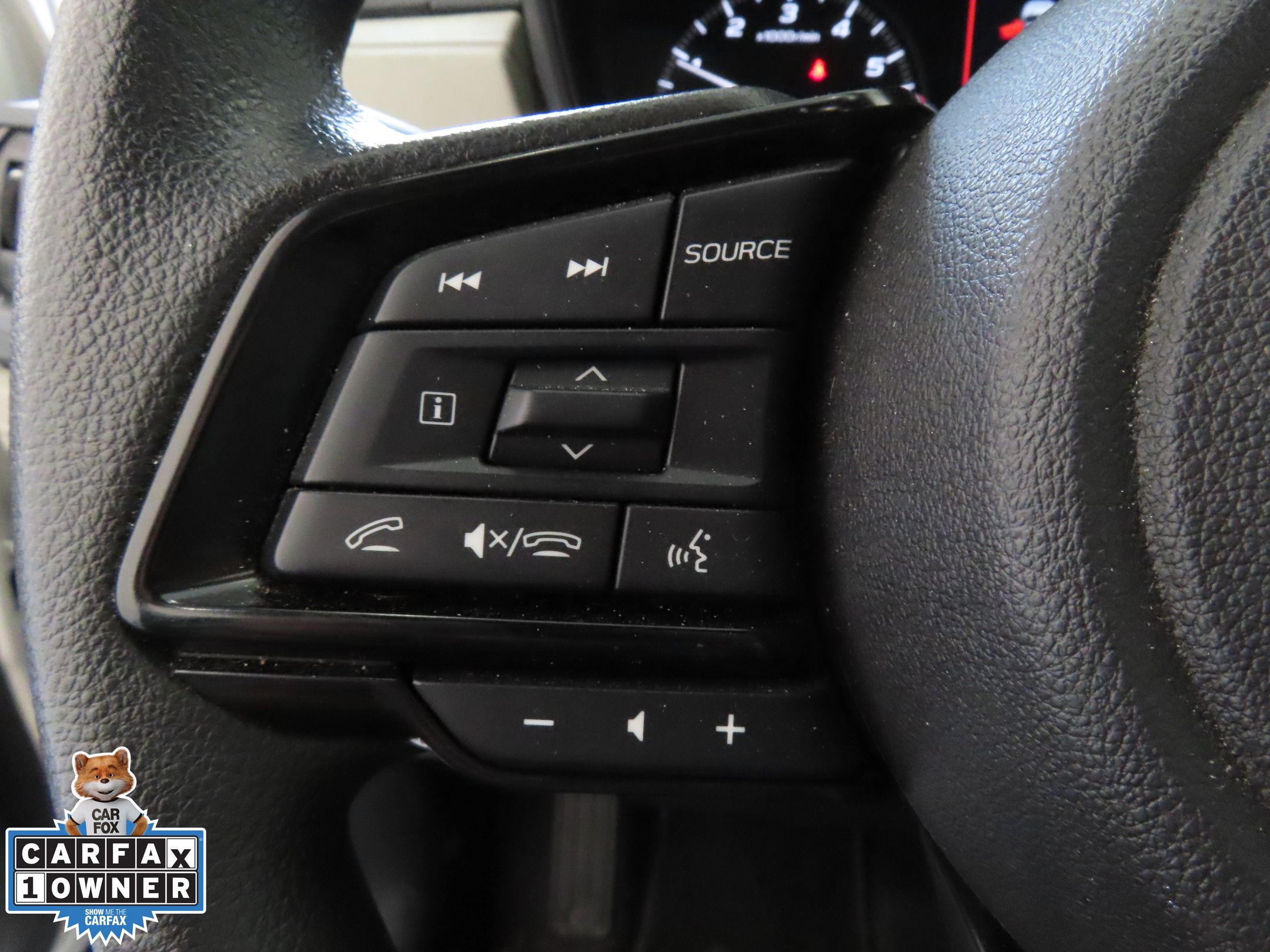 2025 Subaru Forester Base photo 12