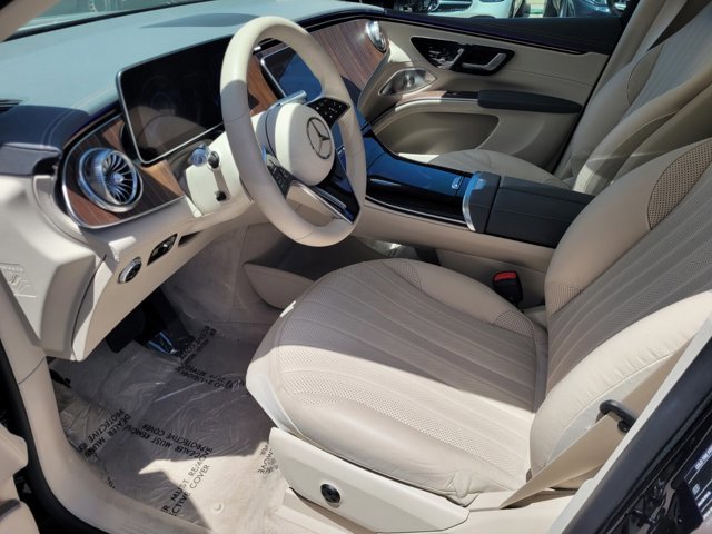2023 Mercedes Benz EQS-Class SUV photo 18