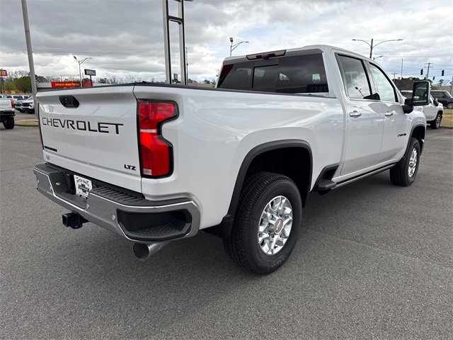 2024 Chevrolet Silverado 2500HD LTZ photo 5