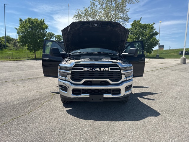 2025 Ram 3500 Tradesman photo 10