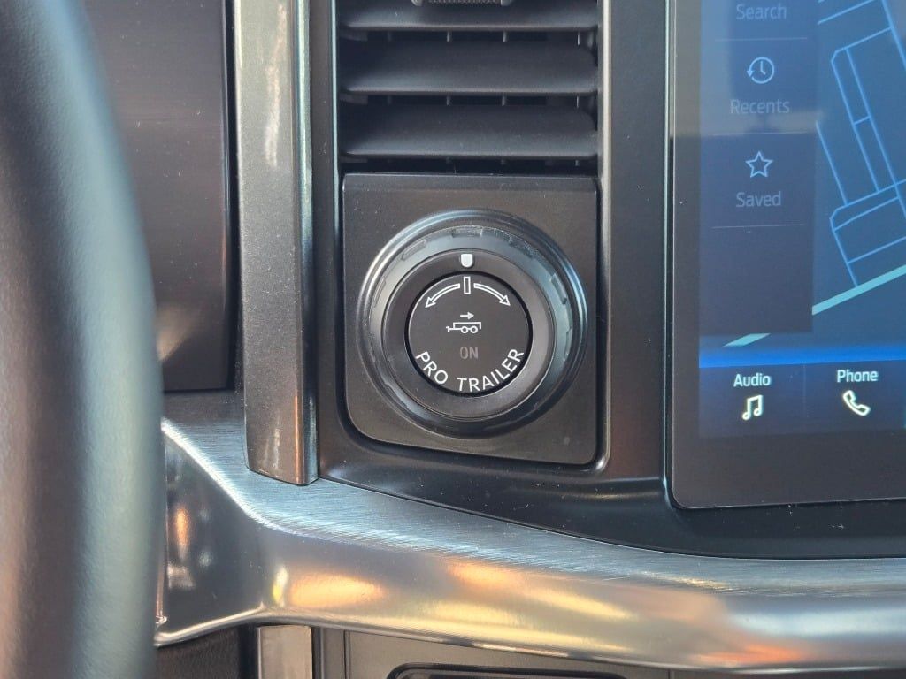 2021 Ford F-150 Lariat photo 26