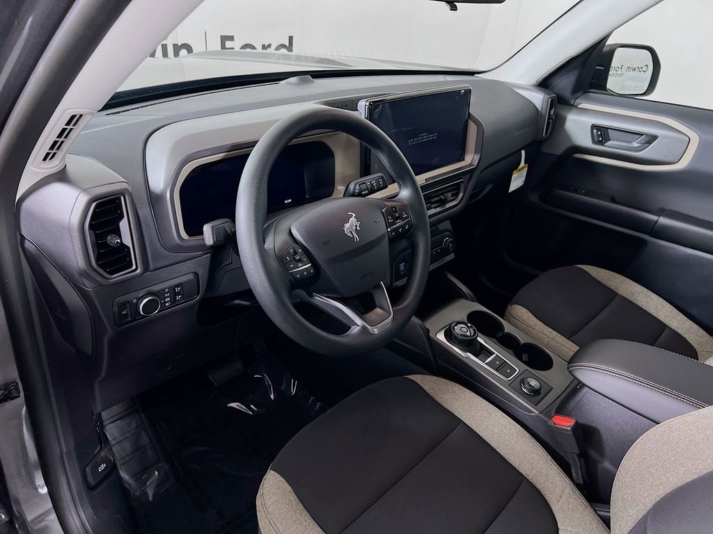 2025 Ford Bronco Sport Big Bend photo 2