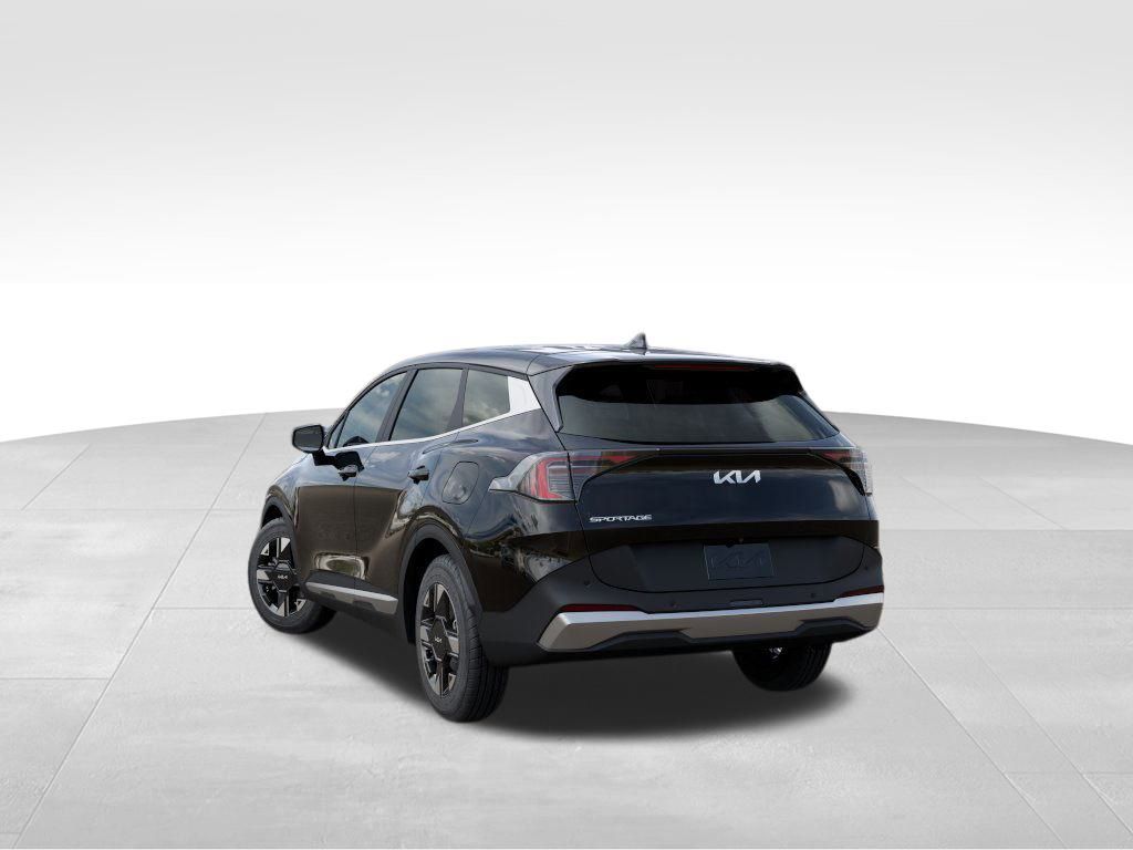 2026 Kia Sportage LX photo 4