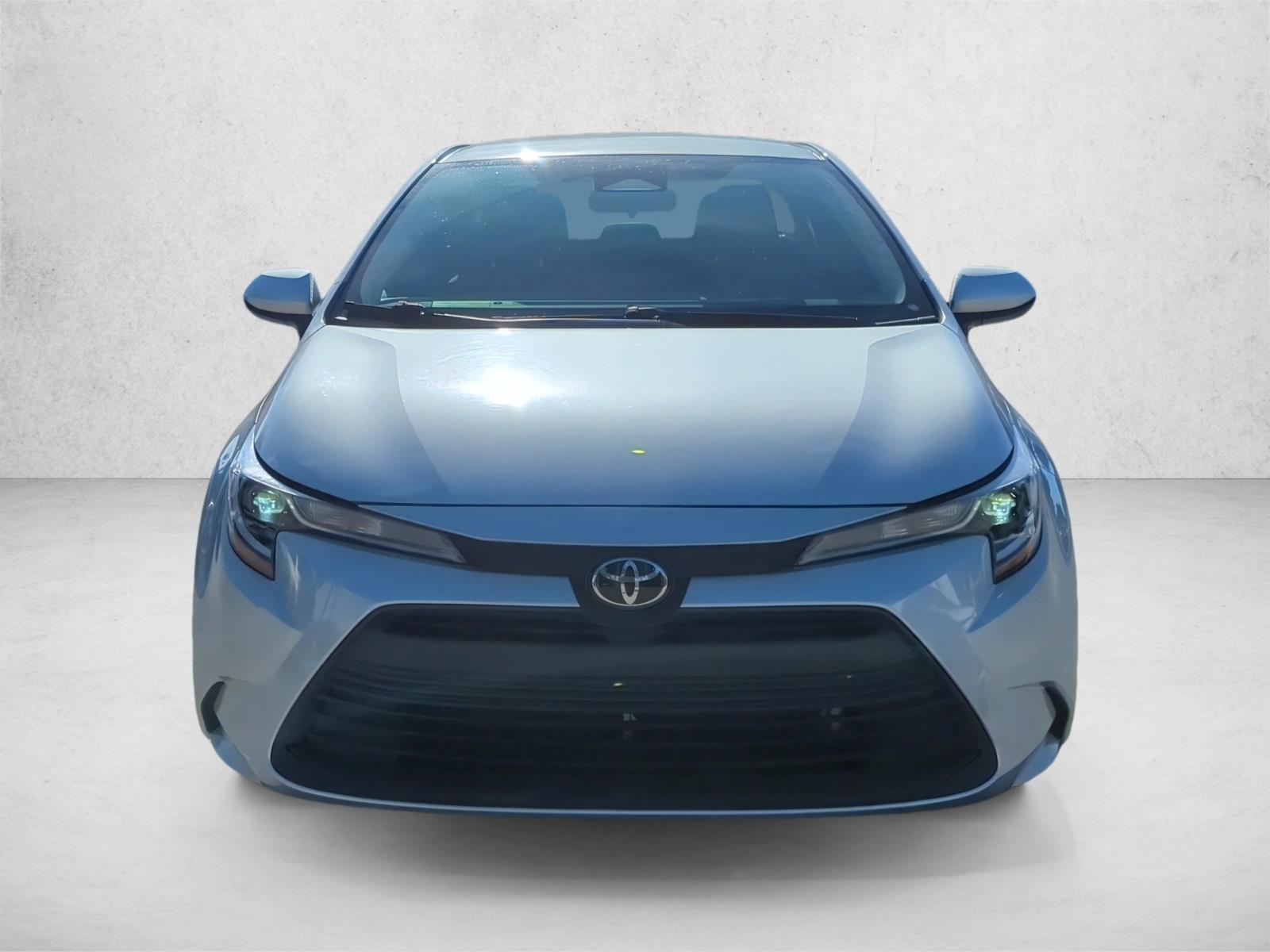 2023 Toyota Corolla LE photo 2