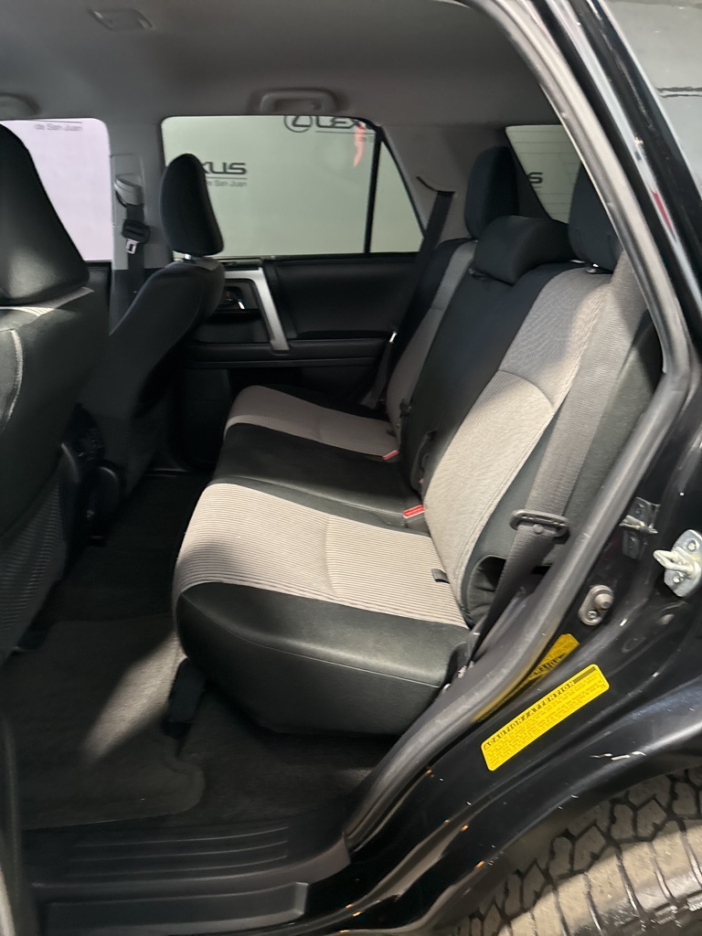 2020 Toyota 4Runner SR5 photo 24
