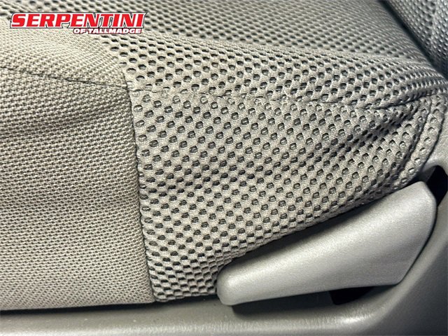2017 Nissan Frontier S photo 16