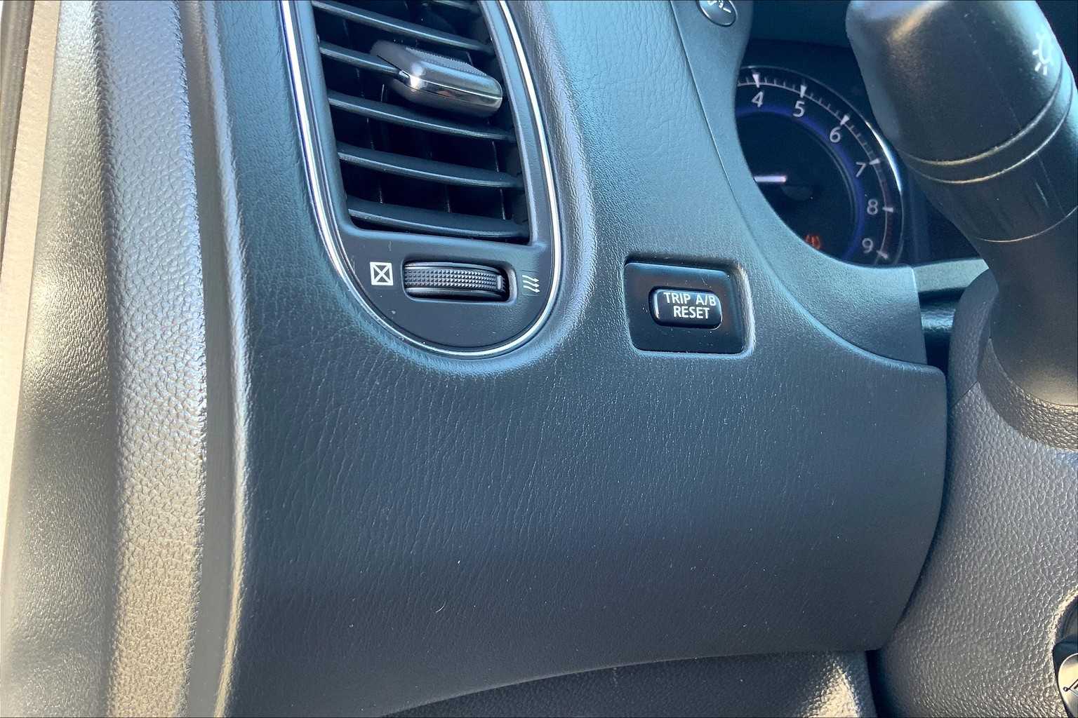 2017 Infiniti QX50 photo 29