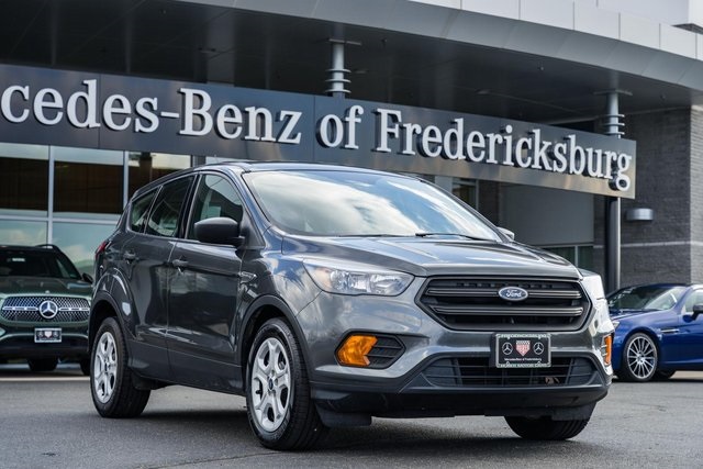 2019 Ford Escape S's photo