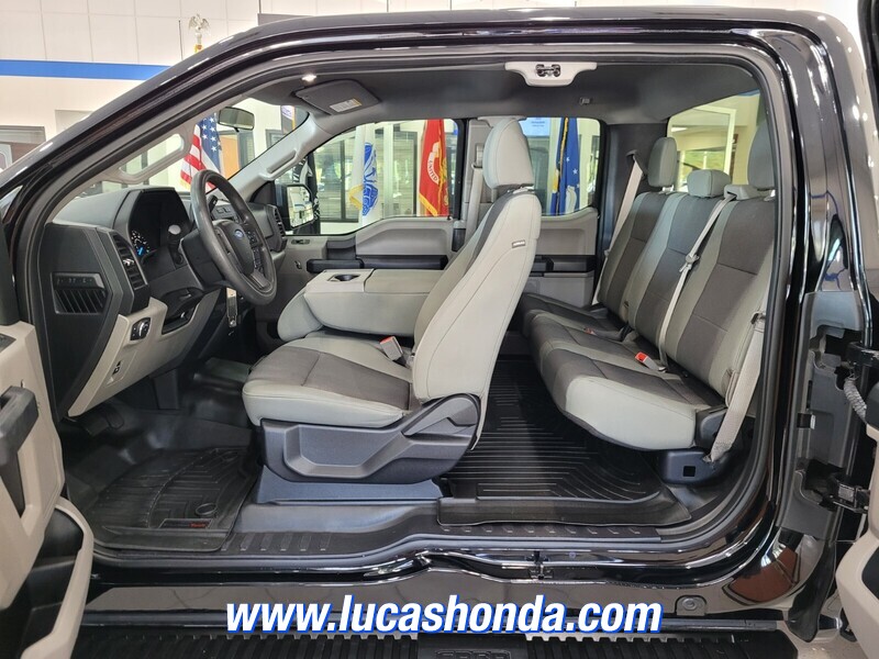 2018 Ford F-150 XL photo 8