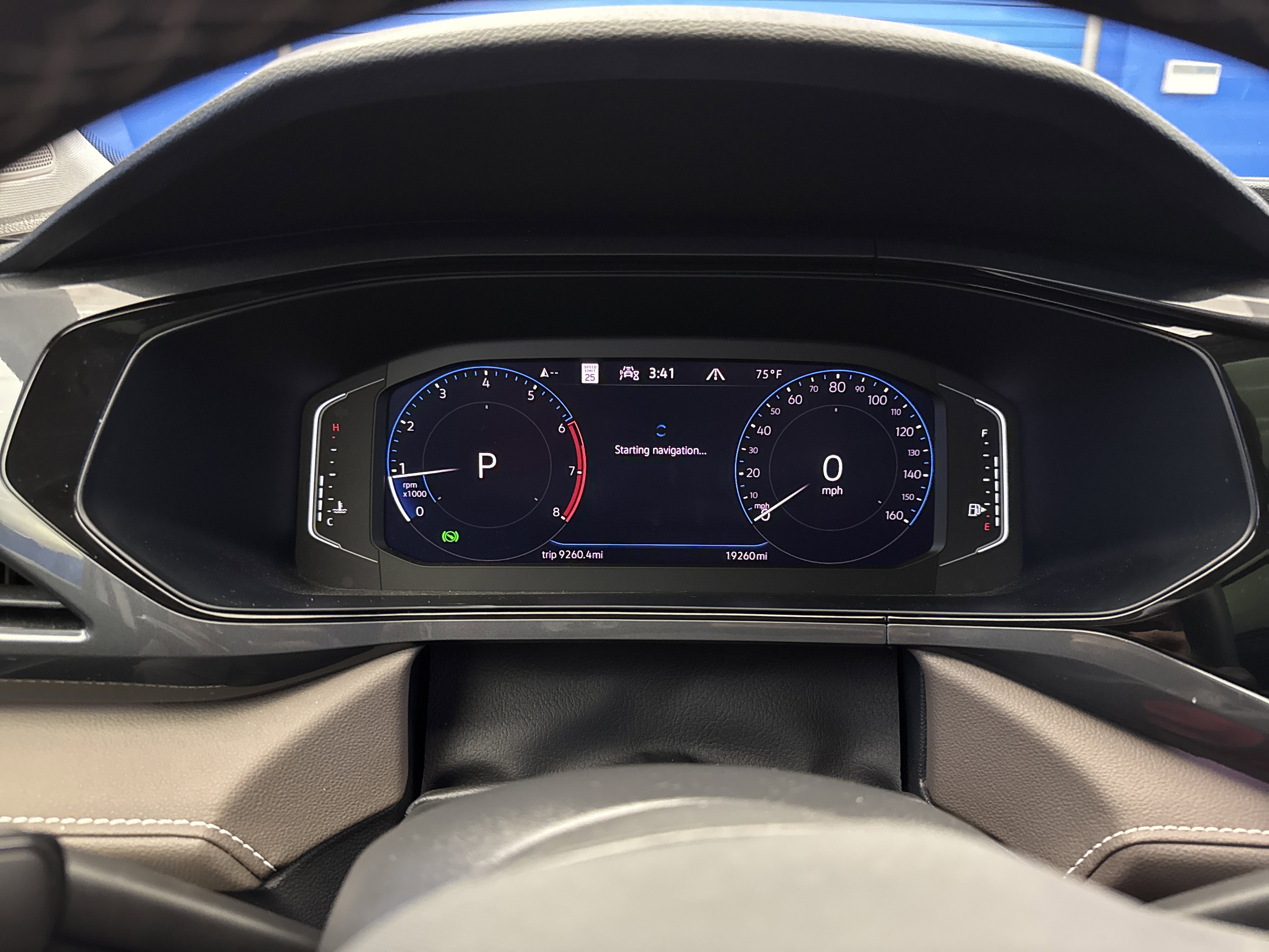 2024 Volkswagen Taos SEL photo 4
