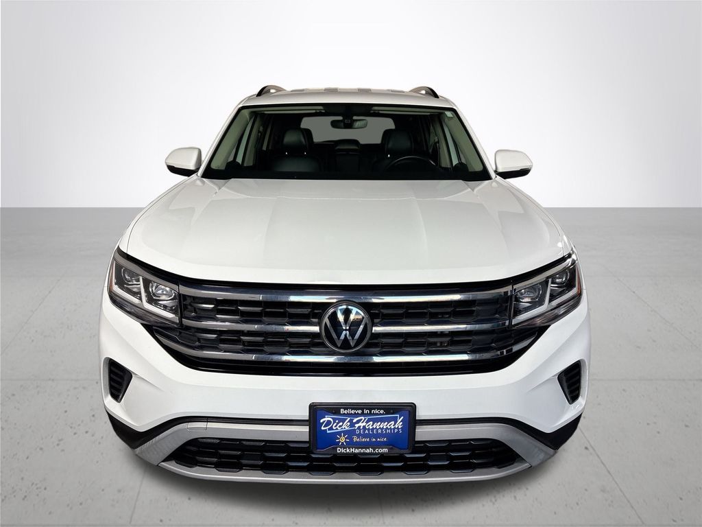 2022 Volkswagen Atlas SE photo 2
