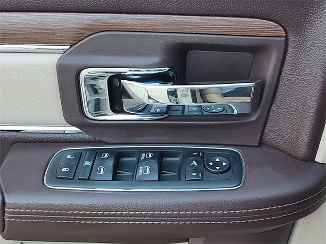 2018 Ram 2500 Laramie photo 22