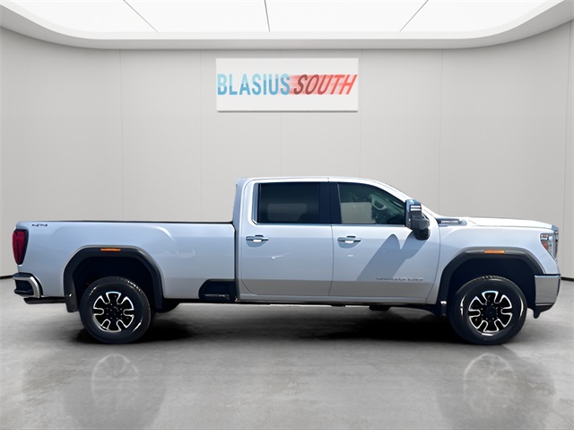 2020 Gmc Sierra SLE photo 2