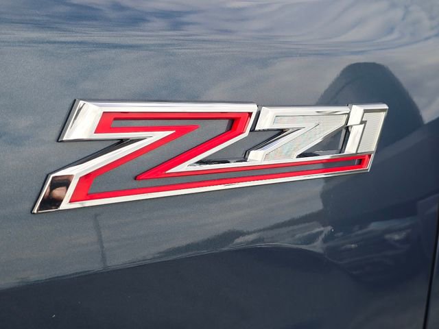 2025 Chevrolet Silverado 2500HD Custom photo 19