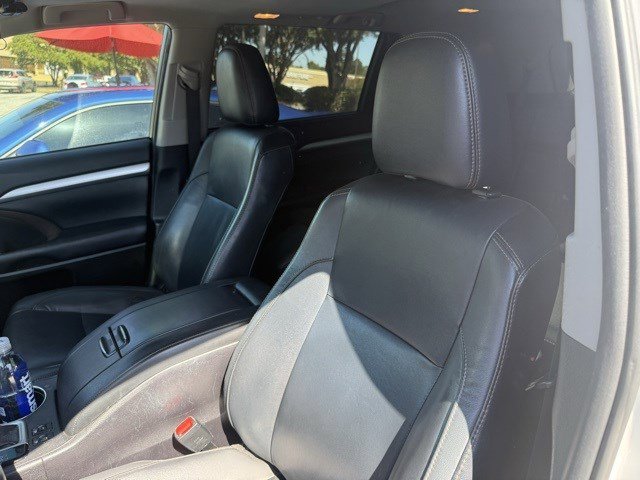 2019 Toyota Highlander XLE photo 10