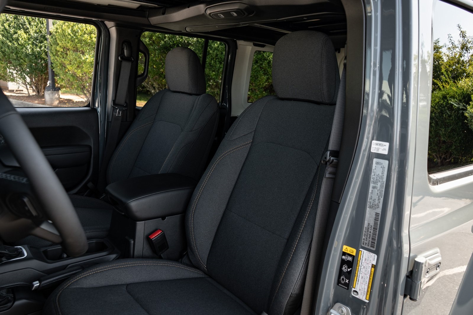 2025 Jeep Wrangler Willys photo 15