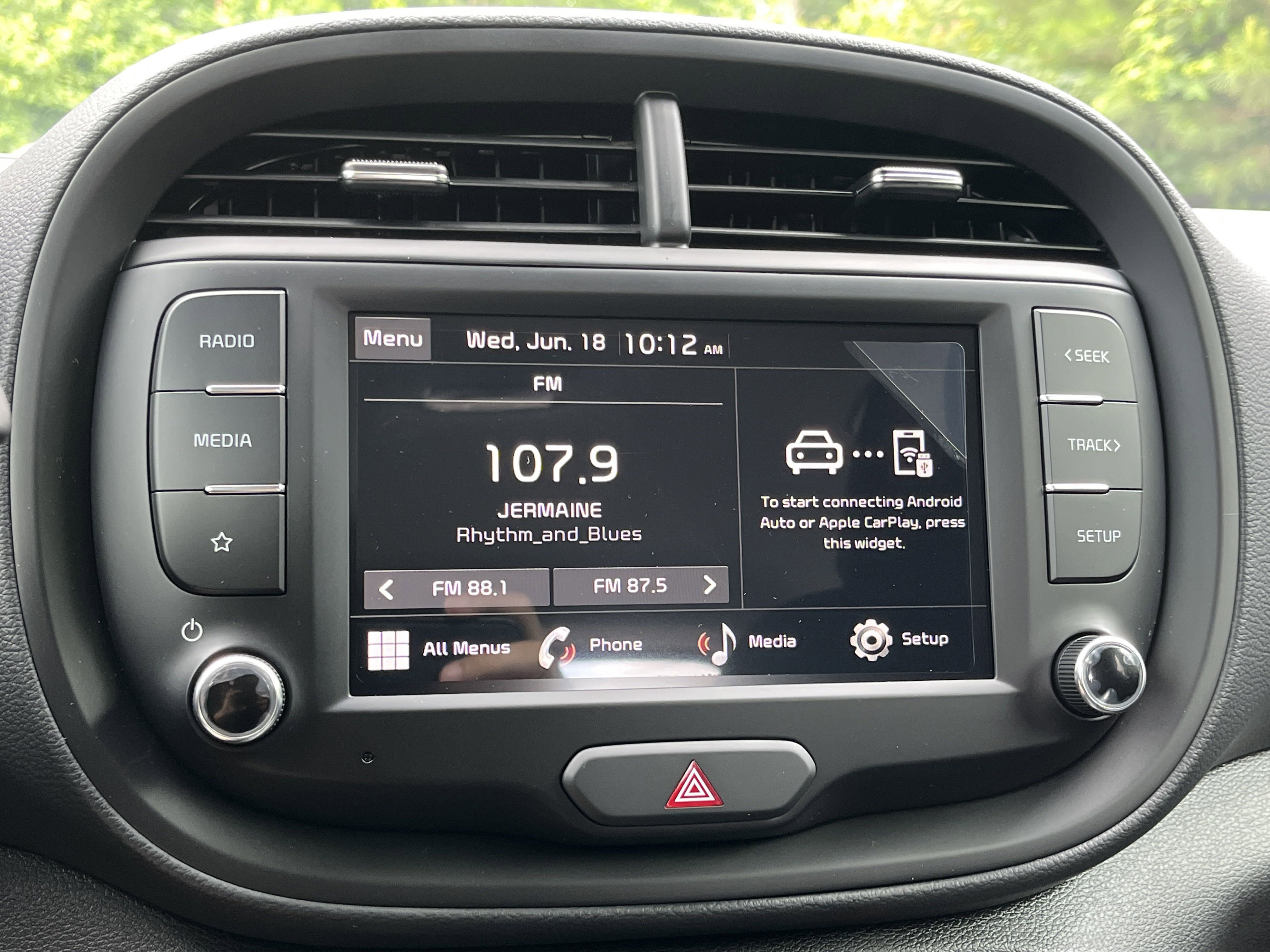 2025 Kia Soul LX photo 4