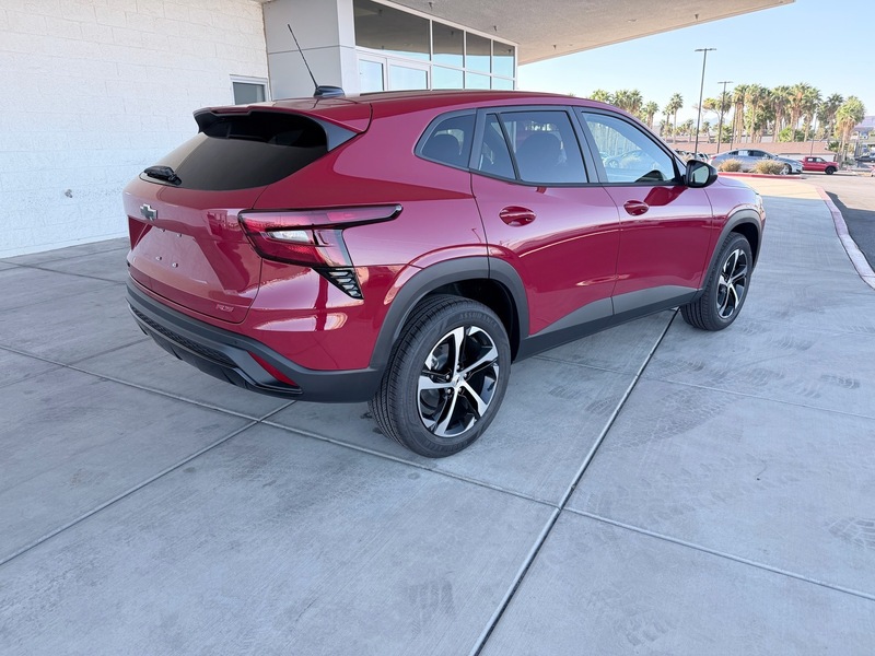 2026 Chevrolet Trax photo 3