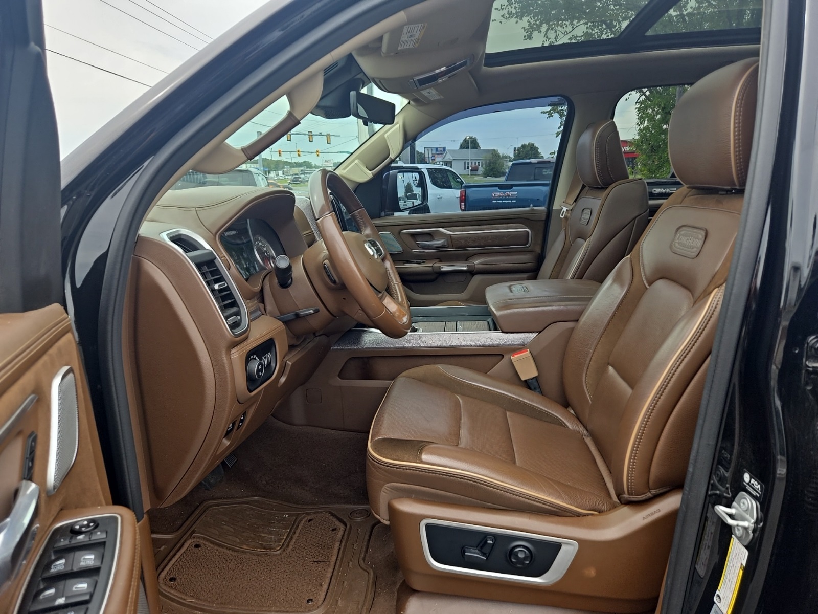 2021 Ram 1500 Laramie Longhorn photo 3