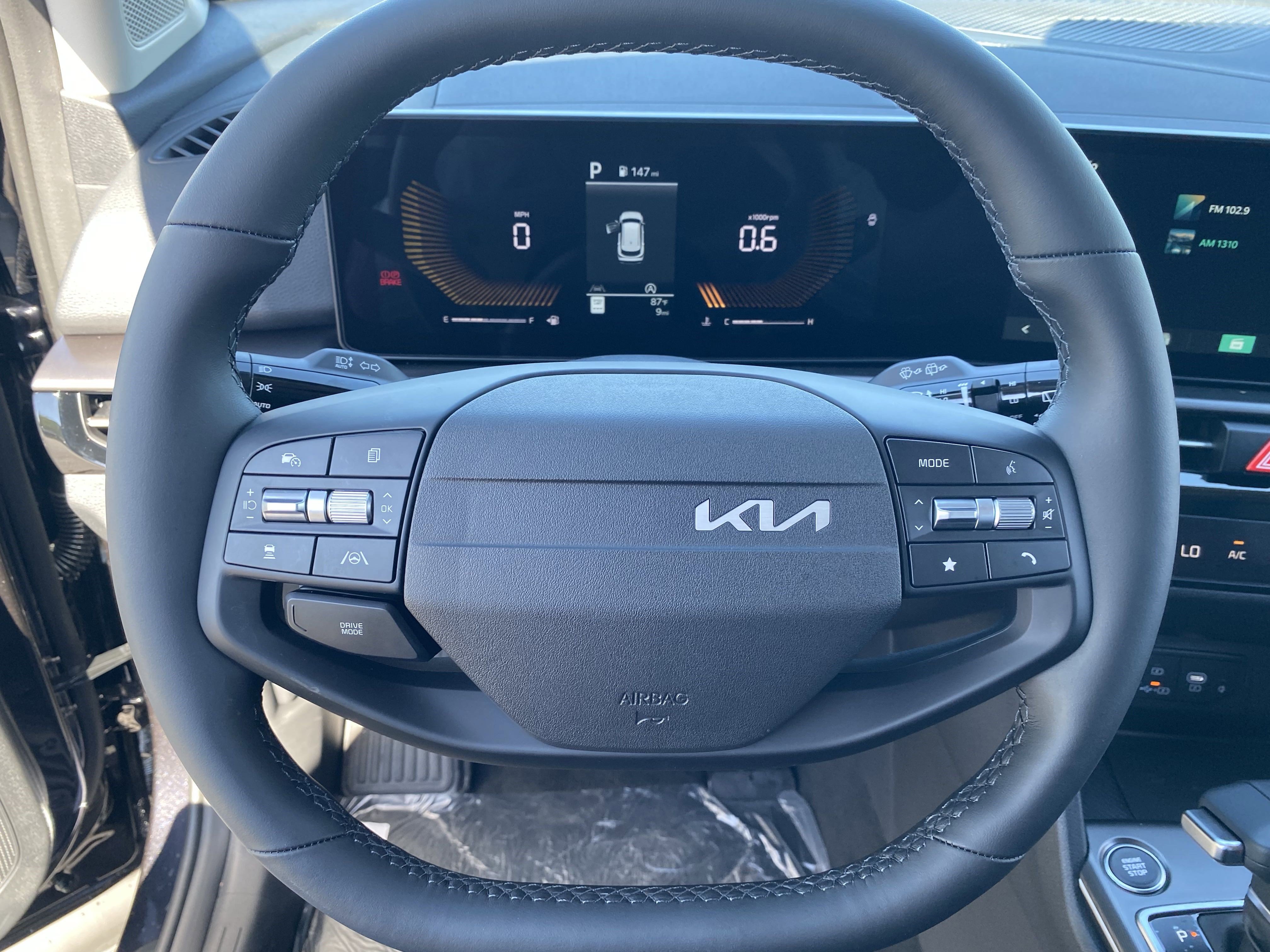 2026 Kia Sportage EX photo 4