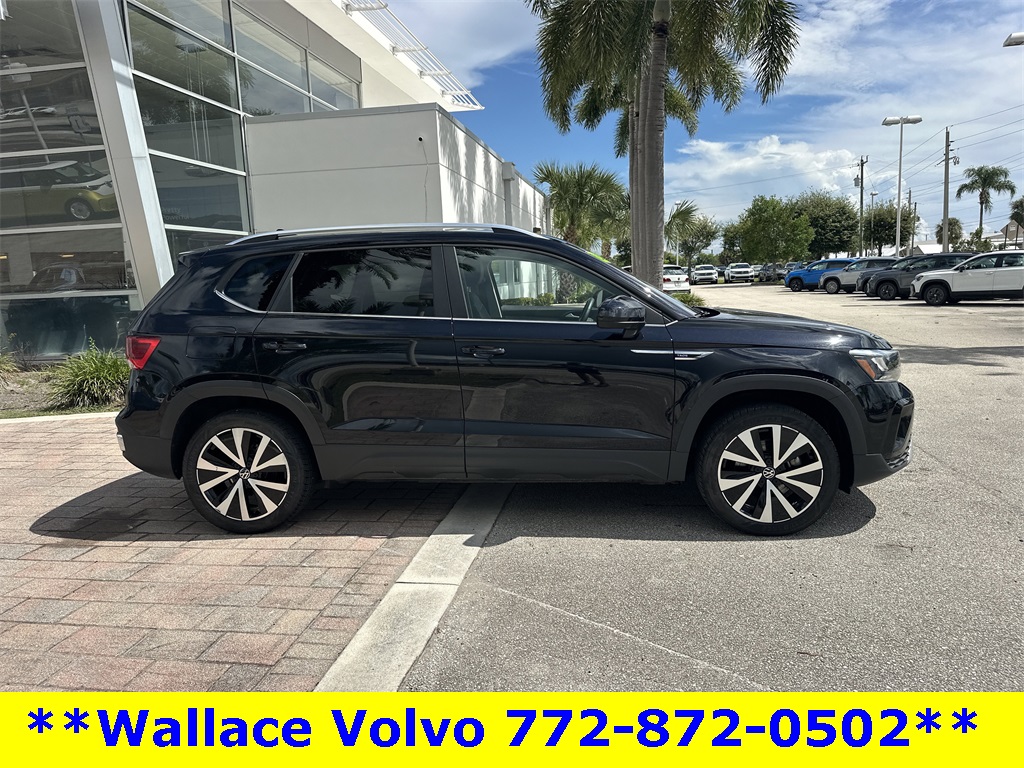 2024 Volkswagen Taos SE