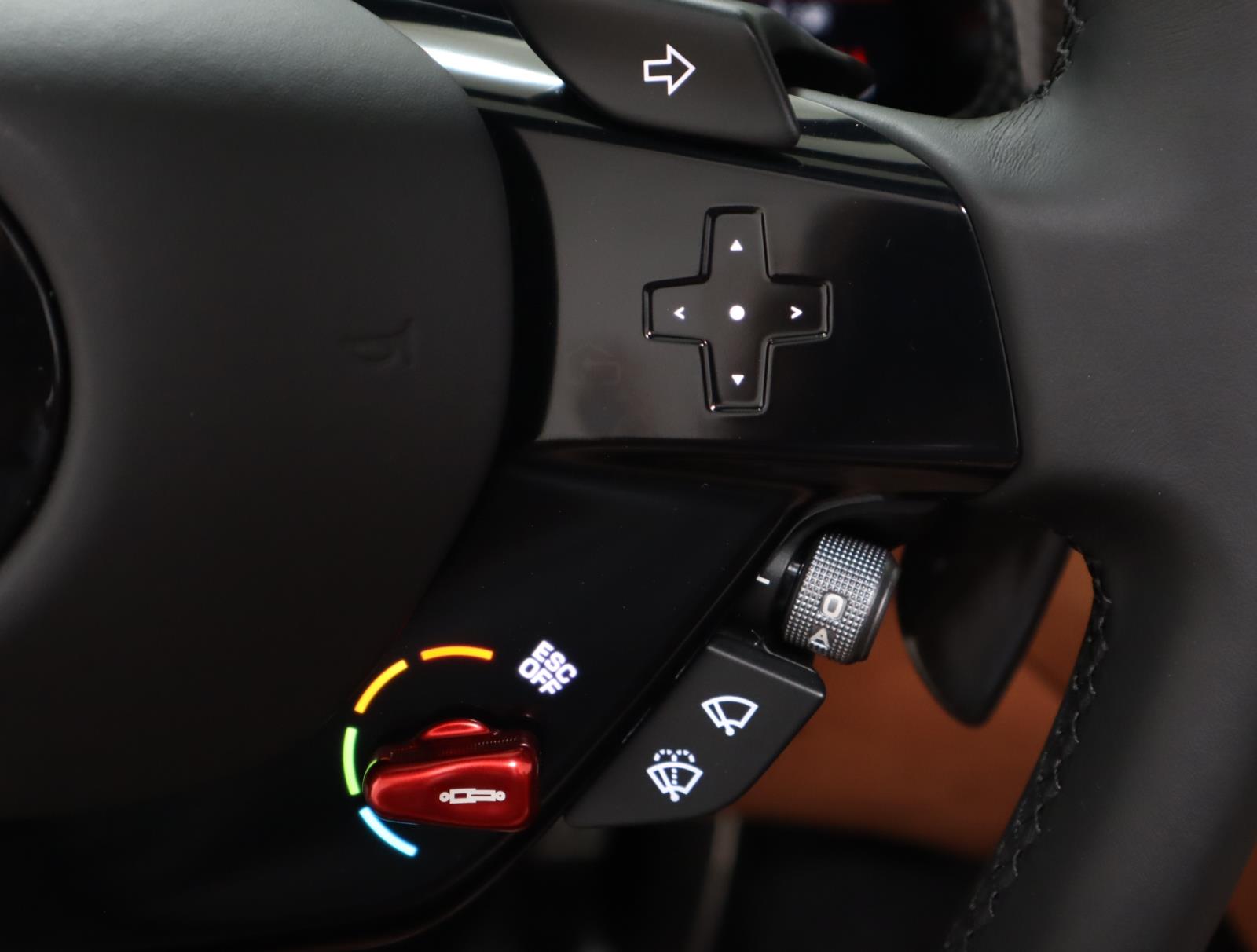 2024 Ferrari Roma Spider photo 29