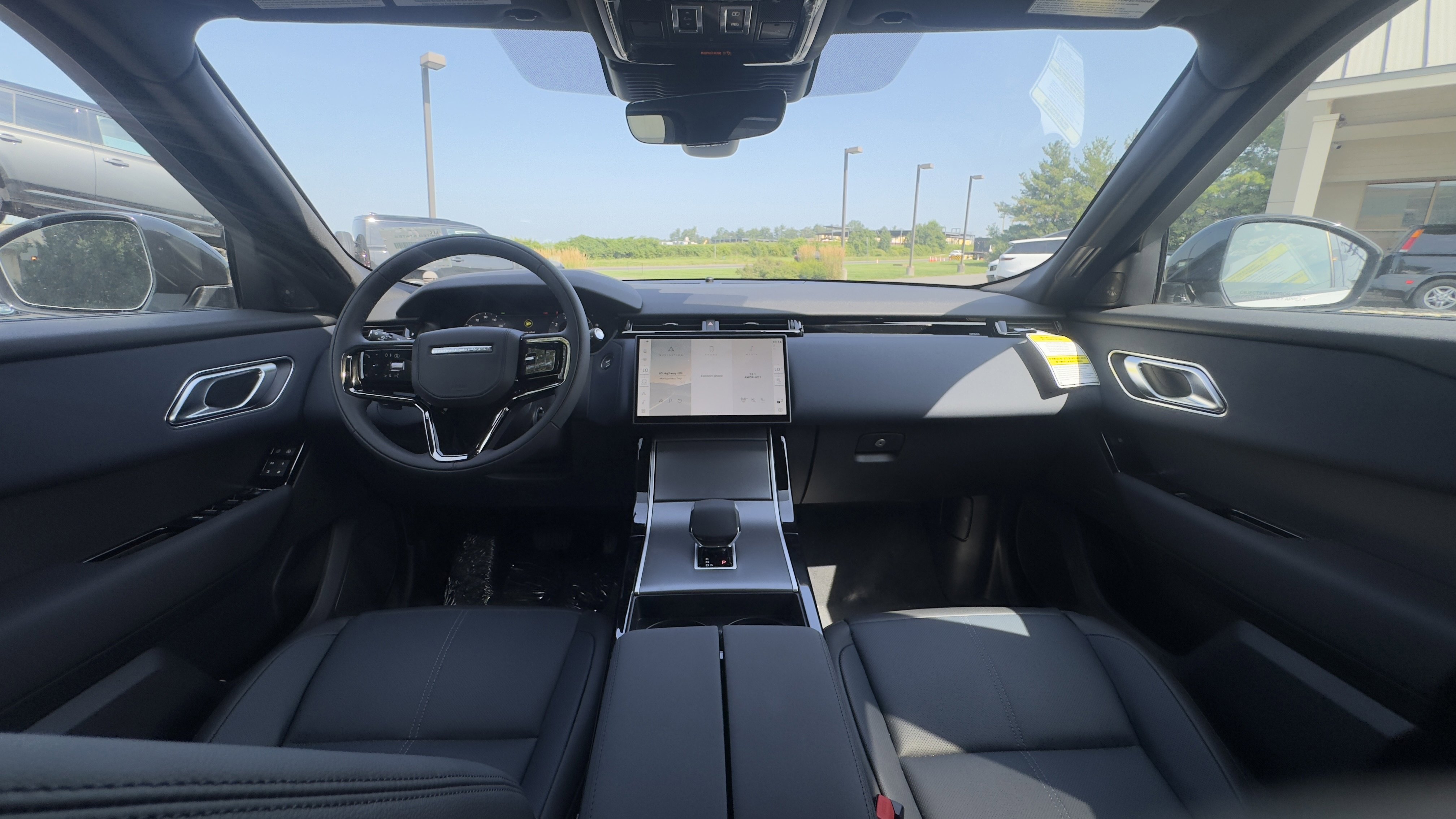 2026 Land Rover Range Rover Velar S photo 3