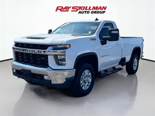 2022 Chevrolet Silverado 2500HD LT photo 3
