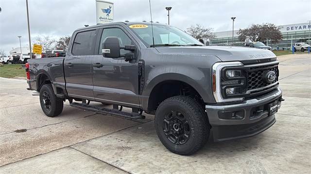 2026 Ford F-250 Super Duty XL's photo