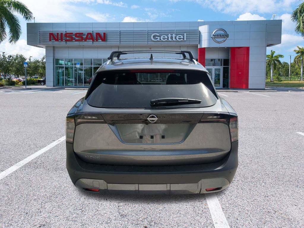 2025 Nissan Kicks SV photo 2