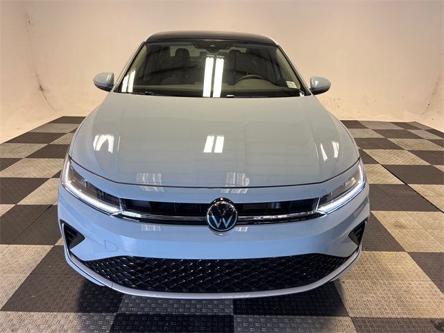 2025 Volkswagen Jetta 1.5T SE photo 2