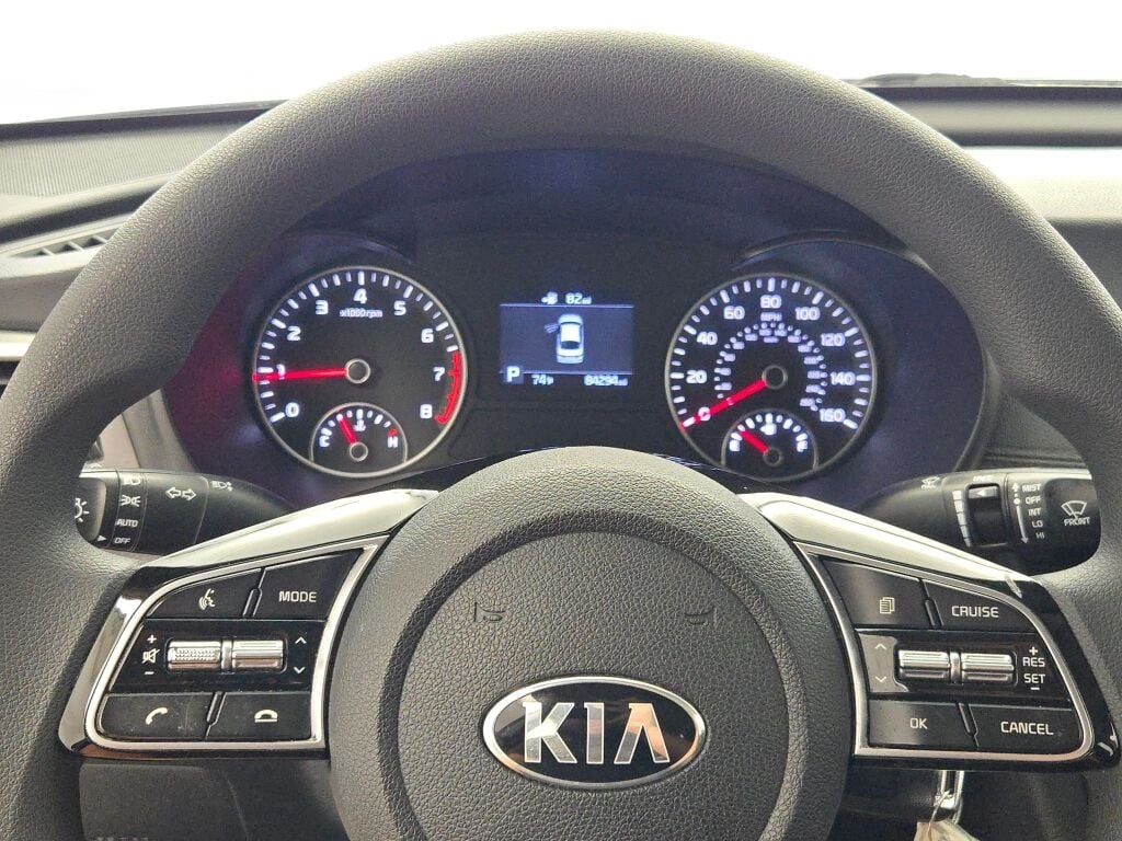 2020 Kia Optima LX photo 25