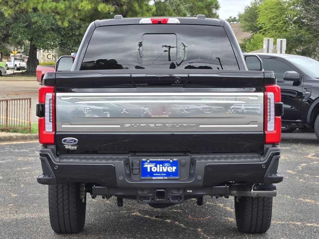 2025 Ford F-250 Platinum photo 8