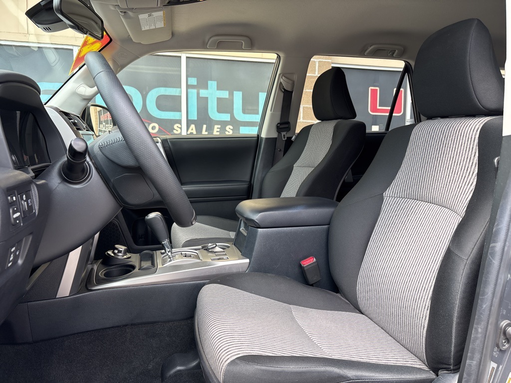 2024 Toyota 4Runner SR5 photo 11