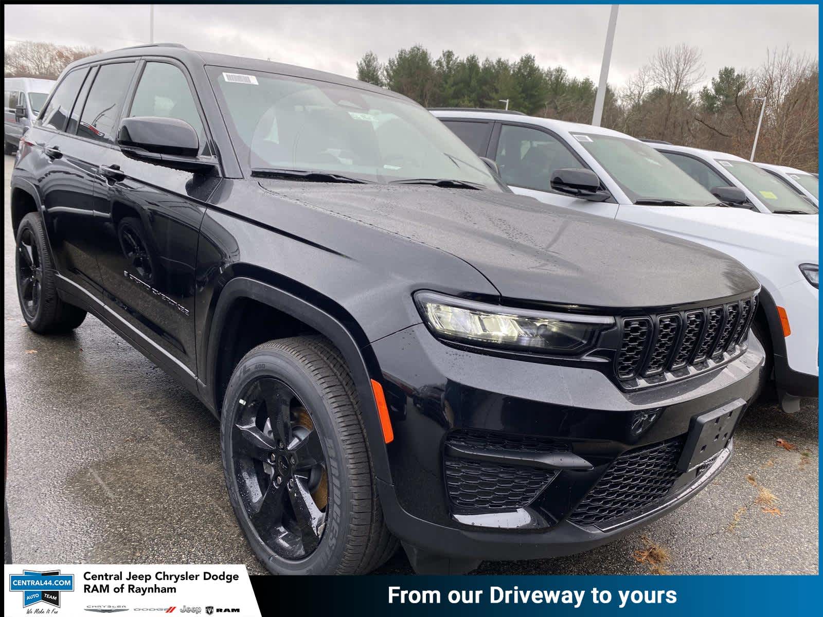 2025 Jeep Grand Cherokee Altitude's photo