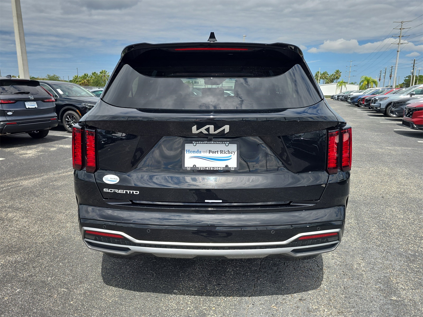2023 Kia Sorento S photo 4
