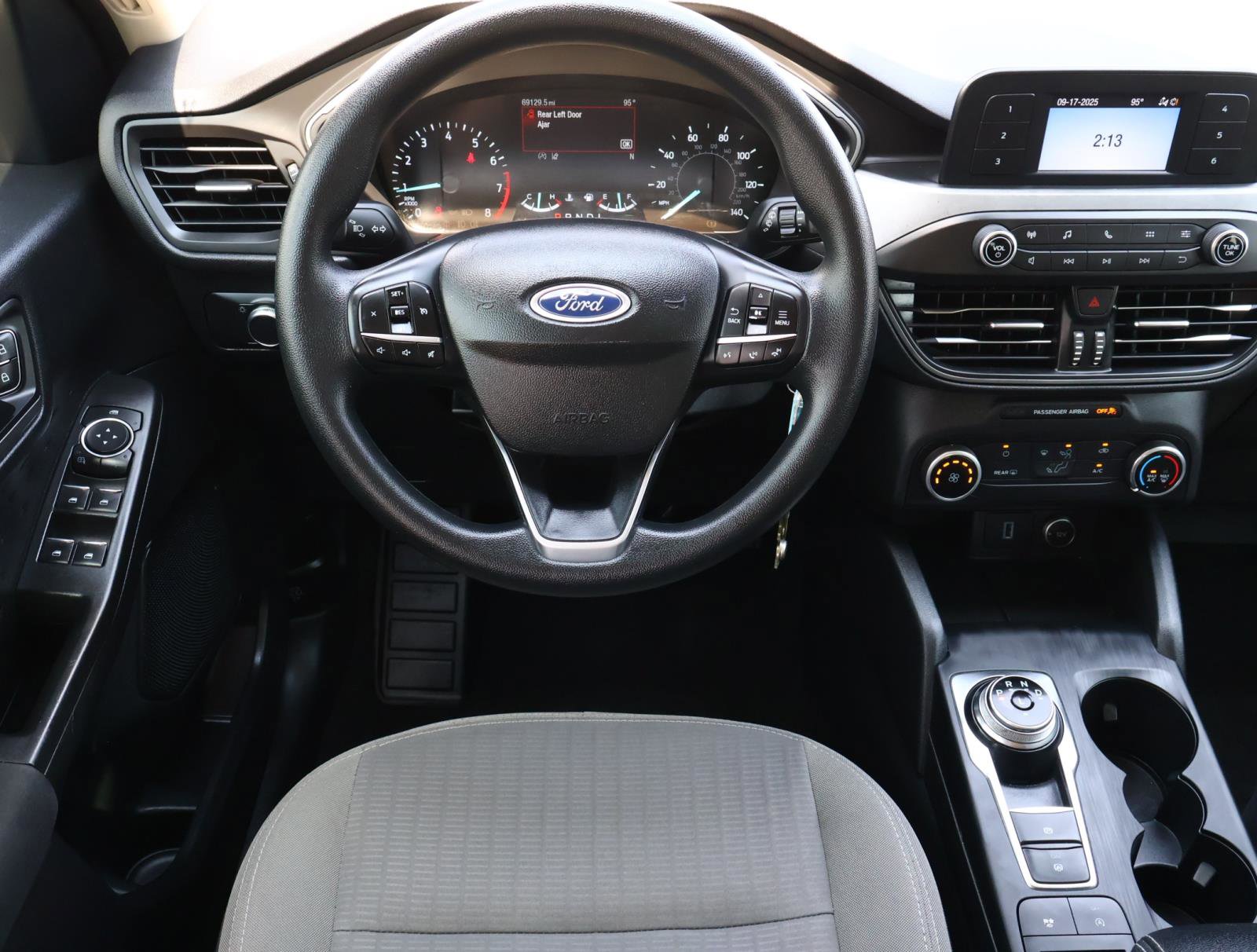 2020 Ford Escape S photo 9