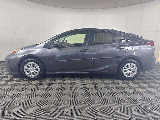 2022 Toyota Prius L photo 7