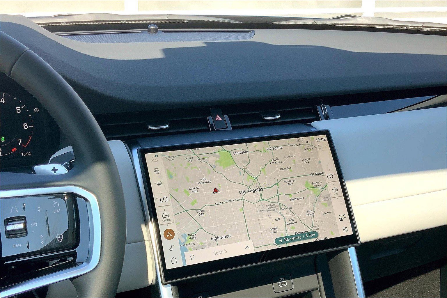 2025 Land Rover Discovery Sport S photo 5