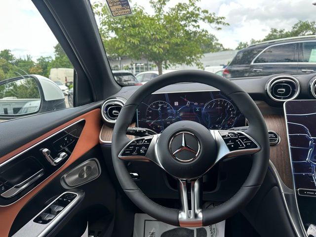2025 Mercedes Benz GLC 350e 4MATIC photo 24