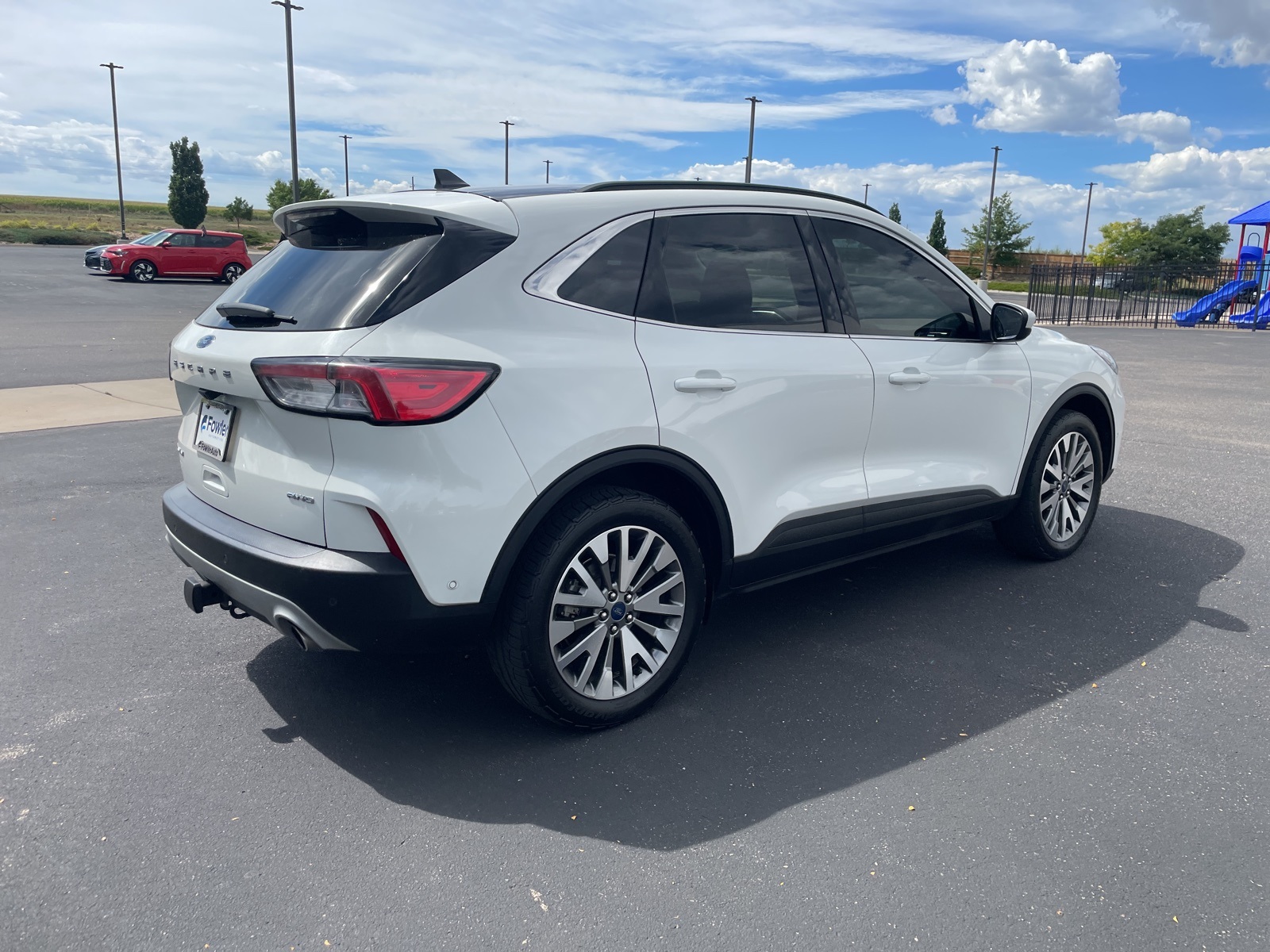 2021 Ford Escape Titanium photo 4