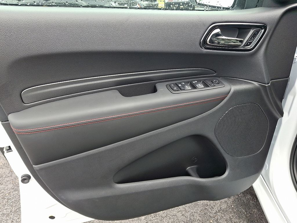 2025 Dodge Durango R/T Plus photo 4